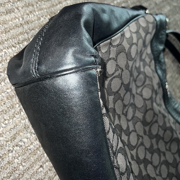 Coach Lexy Shoulder Bag - Picture 3 of 7